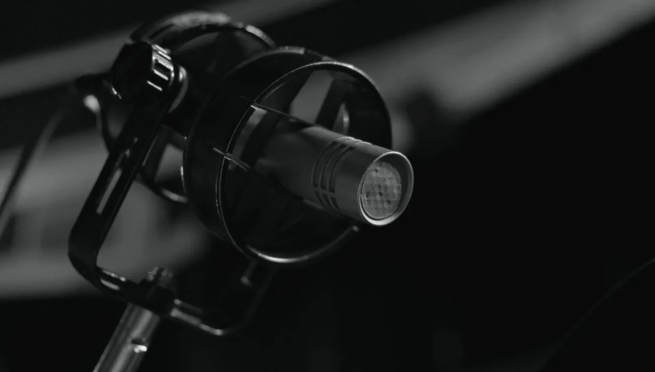 Microphone Placement Mistakes That Ruin Interview Audio, and How to Avoid Them